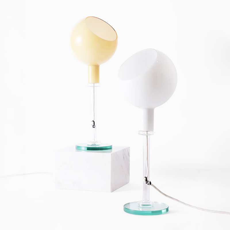 Angers Nantes Cholet Saumur Icones Fontana Arte Lampe a poser parola verre ambre opaline luminaire design Gae Aulenti Piero Castiglioni 5