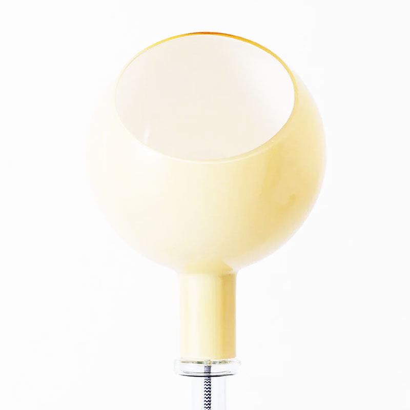 Angers Nantes Cholet Saumur Icones Fontana Arte Lampe a poser parola verre ambre opaline luminaire design Gae Aulenti Piero Castiglioni 6