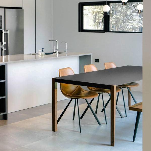 Angers Nantes Cholet Saumur Icones Horm casamania table de repas tango extensible fenix design noyer rallonge Mauro Lipparini