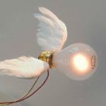 Angers Nantes Cholet Saumur Icones Ingo Maurer Applique lucellino oiseau poetique ampoule verre plume blanc 10