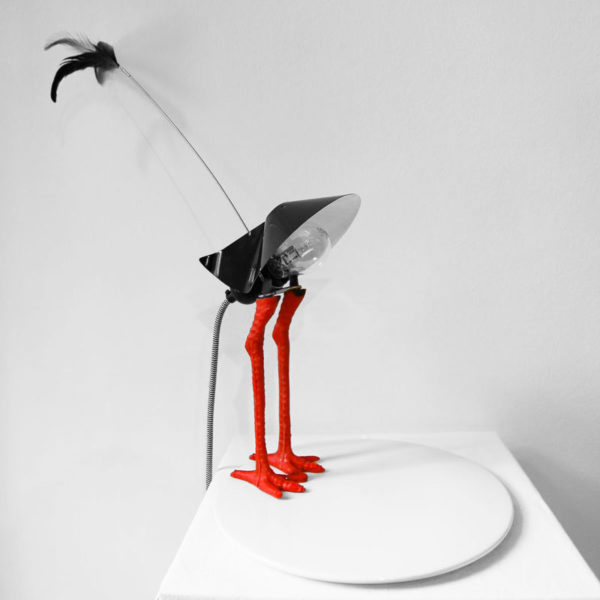 Angers Nantes Cholet Saumur Icones Ingo Maurer lampe a poser Bibibibi oiseau plume porcelaine concept