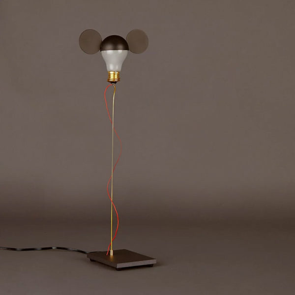 Angers Nantes Cholet Saumur Icones Ingo Maurer lampe a poser homage noir Mickey Noir I Ricchi Poveri Toto 5