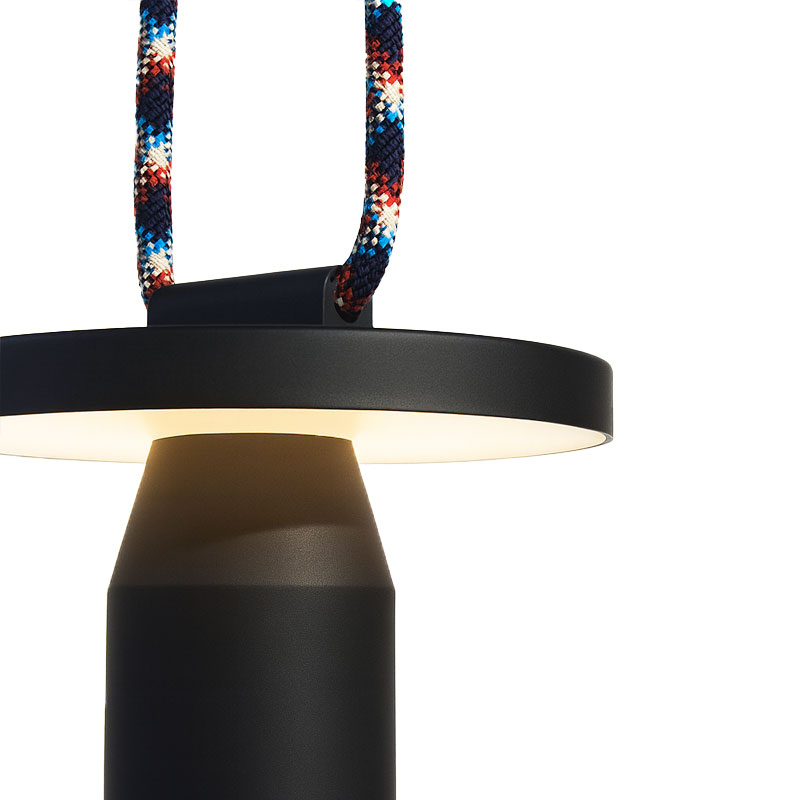 Angers Nantes Cholet Saumur Icones Petite Friture lampe batterie Quasar noir aluminium escalade nomade Samy Rio 01