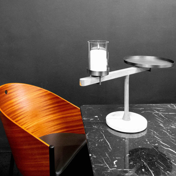 Angers Nantes Cholet Saumur Icones fauteuil Driade Coste restaurant café Costes acajou cuir Paris philippe Starck 3