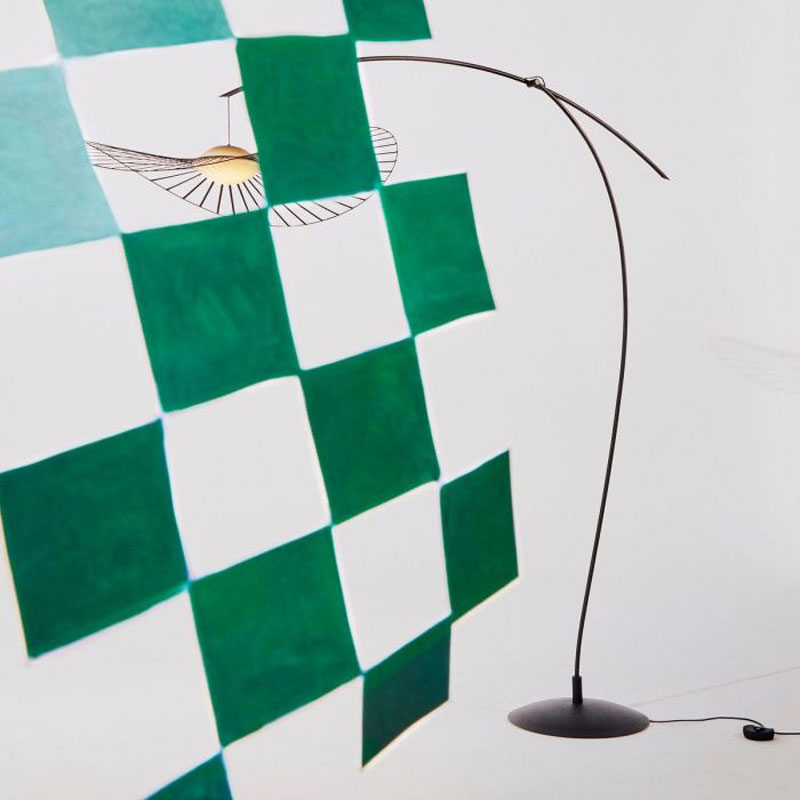 Angers Nantes Cholet Saumur Icones lampadaire Petite Friture vertigo nova ombre épuré feminin led blanc Constance Guisset