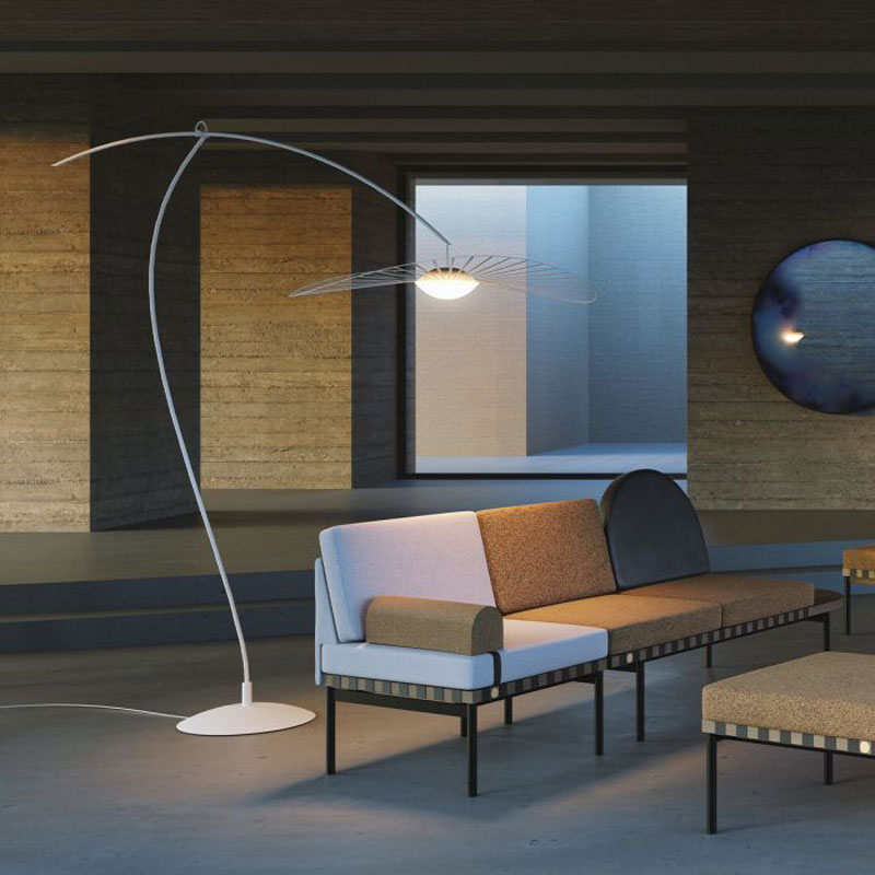 Angers Nantes Cholet Saumur Icones lampadaire Petite Friture vertigo nova ombre épuré feminin led blanc Constance Guisset 100