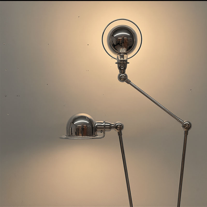 Angers Nantes Cholet Saumur Paris Icones Jielde Signal chrome brillant luminaire Lampadaire LOFT DD7460 industriel Jean Louis Domecq 4