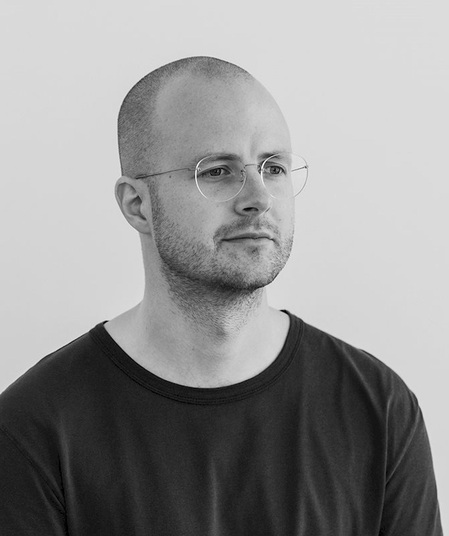 Angers Nantes Cholet Paris Bordeaux Rennes Mans Laval Icones Hay Scandinave Fauteuil bois Chisel Chêne Andreas Bergsaker 00