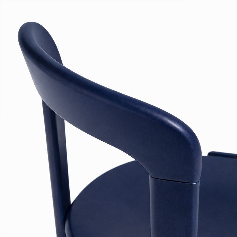 Angers Nantes Cholet Paris Bordeaux Rennes Mans Laval Icones Hay Scandinave chaise bois Rey Umber Bleu Foncé Bruno 6