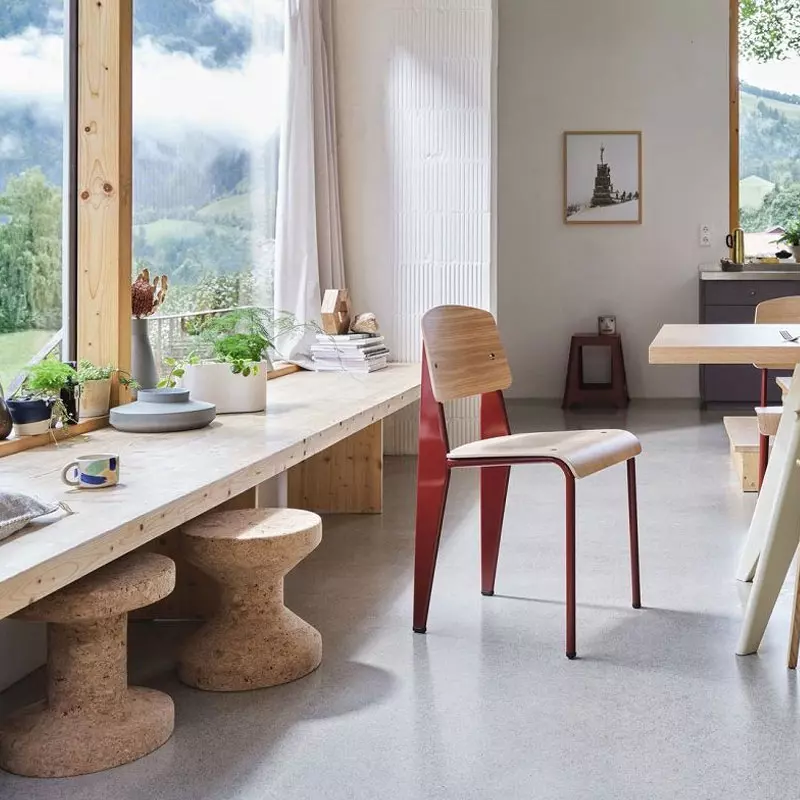 Angers_Nantes_Paris_Bordeaux_Rennes_Mans_Laval_Poitiers_Orleans_Tours_Icônes_tabouret_table_Cork_B_Liège_Jasper_Morrison_11