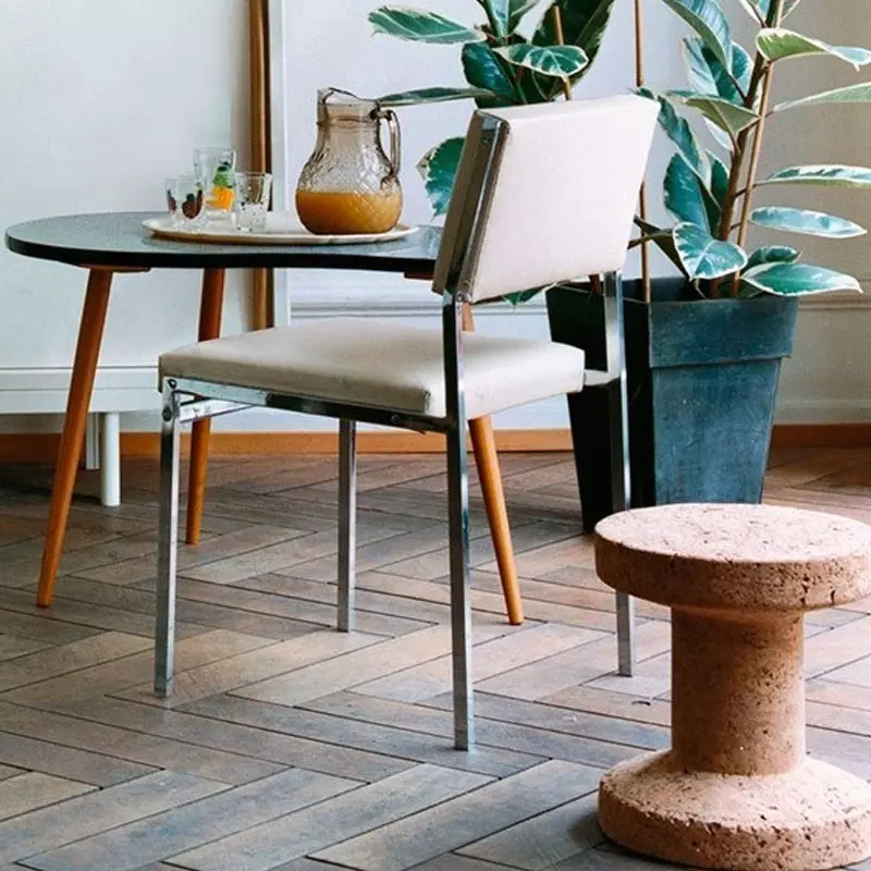 Angers_Nantes_Paris_Bordeaux_Rennes_Mans_Laval_Poitiers_Orleans_Tours_Icônes_tabouret_table_Cork_B_Liège_Jasper_Morrison_4
