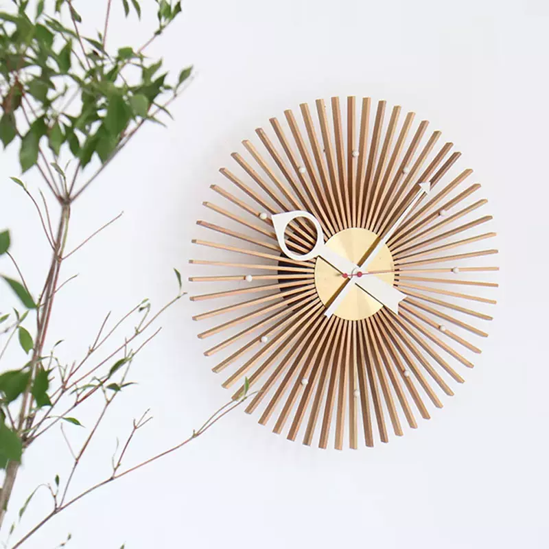 Angers_Nantes_Paris_bordeaux_Rennes_Tours_Nice_lyon_Icônes_Objet-noyer_Vitra-dore_deco-bois_Nelson-Horloge-Murale-Popsicle-6