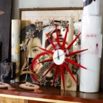 Angers_Nantes_Paris_bordeaux_Rennes_Tours_Nice_lyon_Icônes_Objet-Rouge_Vitra-dore_deco-bois_Nelson-Horloge-Murale-Sunburst-2