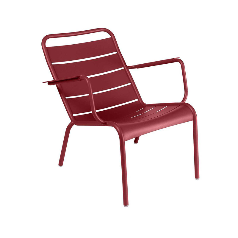 Angers Nantes Cholet Saumur Icones Fermob fauteuil bas Outdoor mobilier exterieur rouge piment Sofia frederic 2