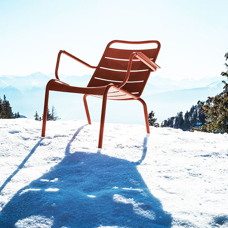 Angers Nantes Cholet Saumur Icones Fermob fauteuil bas Outdoor mobilier exterieur rouge piment Sofia frederic 6