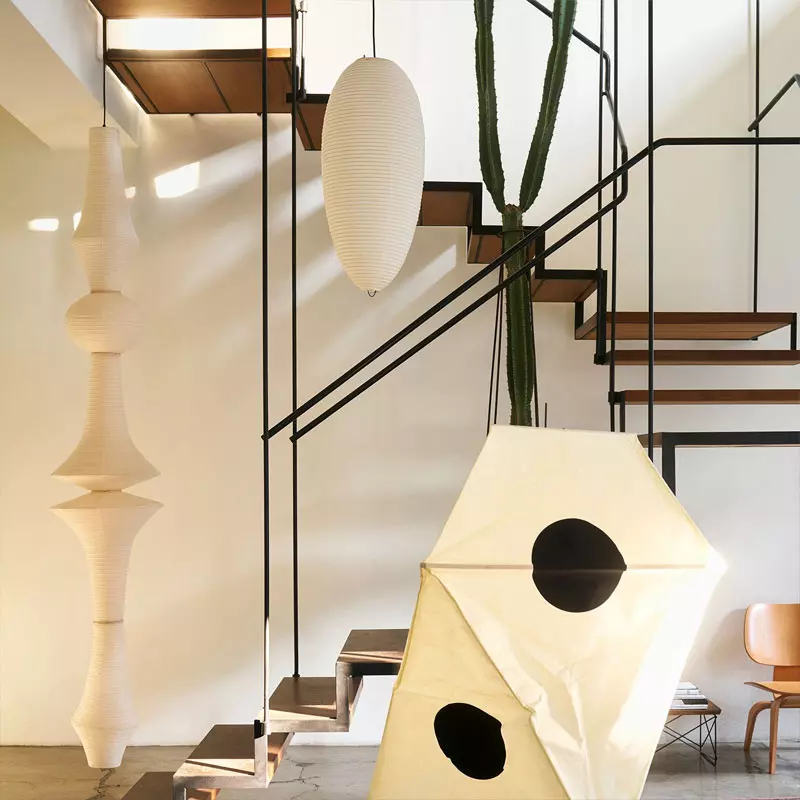 Angers_Nantes_Mans__Nice_Paris_Lyon_Bordeaux-Tours-Cannes-Rennes_Icônes_Lampe-_Vitra-Akari_E_papier_washi_Isamu_Noguchi_4