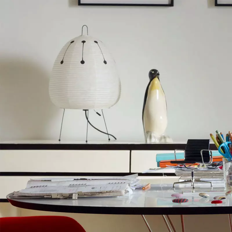 Angers_Nantes_Mans__Nice_Paris_Lyon_Bordeaux-Tours-Rennes_Icônes_Lampe-_Vitra-Akari_1AD_Bambou_papier__ washi_Isamu_Noguchi_11