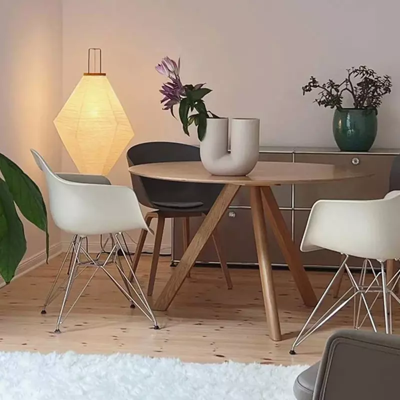 Angers_Nantes_Mans__Nice_Paris_Lyon_Bordeaux-Tours-Rennes_Icônes_Lampe-_Vitra-Akari_A13_Bambou_papier washi_Isamu_Noguchi_4
