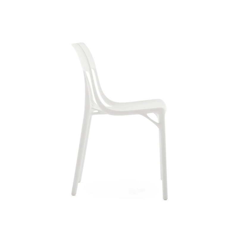 Angers Nantes Bordeaux Mans Rennes Tours Paris Orleans Laval Niort Icônes Kartell Chaise A.I Blanc Lite Philippe Starck 4