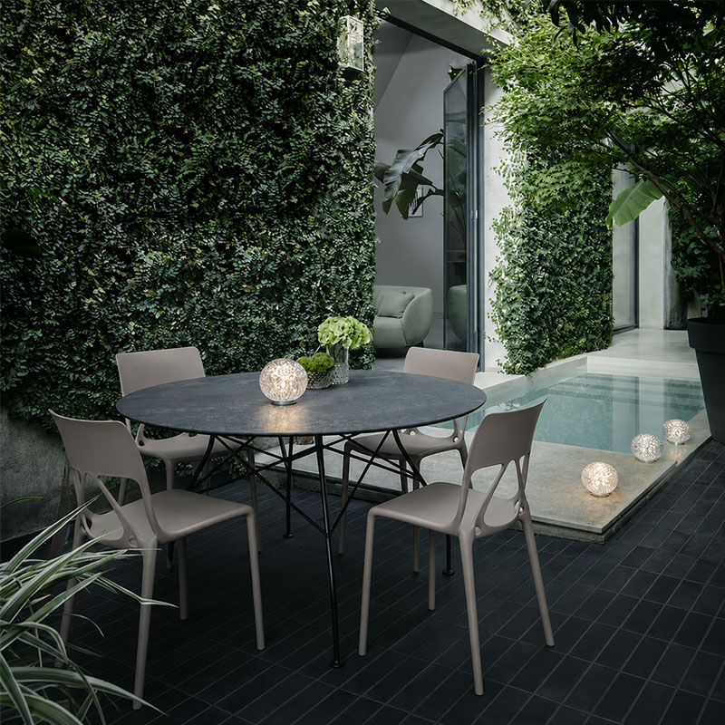 Angers Nantes Bordeaux Mans Rennes Tours Paris Orleans Laval Niort Icônes Kartell Chaise A.I Gris Lite Philippe Starck 4