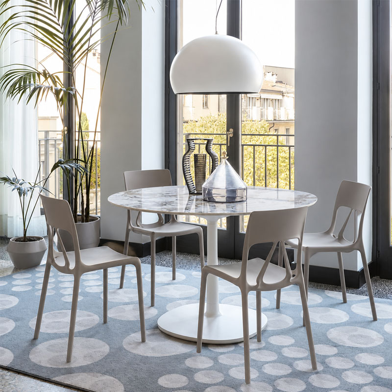 Angers Nantes Bordeaux Mans Rennes Tours Paris Orleans Laval Niort Icônes Kartell Chaise A.I Gris Lite Philippe Starck 7