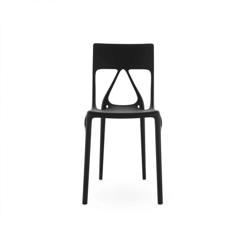 Angers Nantes Bordeaux Mans Rennes Tours Paris Orleans Laval Niort Icônes Kartell Chaise A.I Noir Lite Philippe Starck