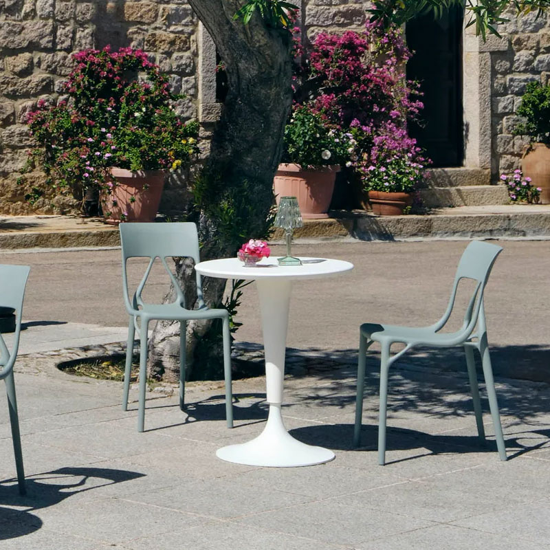 Angers Nantes Bordeaux Mans Rennes Tours Paris Orleans Laval Niort Icônes Kartell Chaise A.I Vert Lite Philippe Starck 7