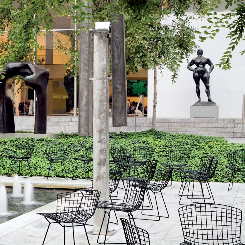 Angers Nantes Paris Bordeaux Rennes Tours Mans LAval Ancenis Icônes chaise Knoll Noir Quickship Harry bertoia Outdoor 3