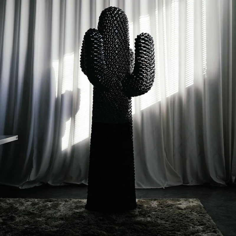 Gufram Cactus Porte Manteau sculpture Noir Mousse Drocco Mello Icônes Paris Lyon Nantes Rennes Tours Lille Bordeaux Nice 2