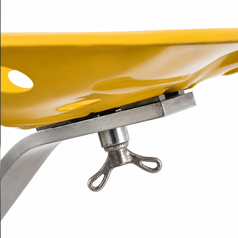 Zanotta Tabouret Mezzadro jaune bois aluminium Castiglioni Icônes Angers Nantes Paris Bordeaux Nice Tours Mans Rennes 4