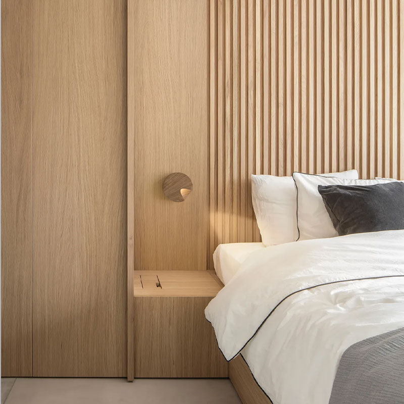 Vibia Applique Dots Bois Noyer Halo Rond Luminaire rotatif Martín Azúa Icônes Angers Nantes Paris Bordeaux Nice Tours Mans Rennes 1