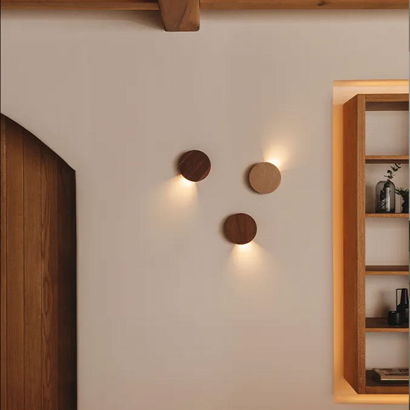 Vibia Applique Dots Bois Noyer Halo Rond Luminaire rotatif Martín Azúa Icônes Angers Nantes Paris Bordeaux Nice Tours Mans Rennes 4