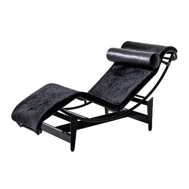 Cassina Chaise Longue LC4 Peau Poil Noir Structure Mat Inclinable Repos Corbusier Perriand Icônes Angers Nantes Paris Bordeaux Rennes Nice
