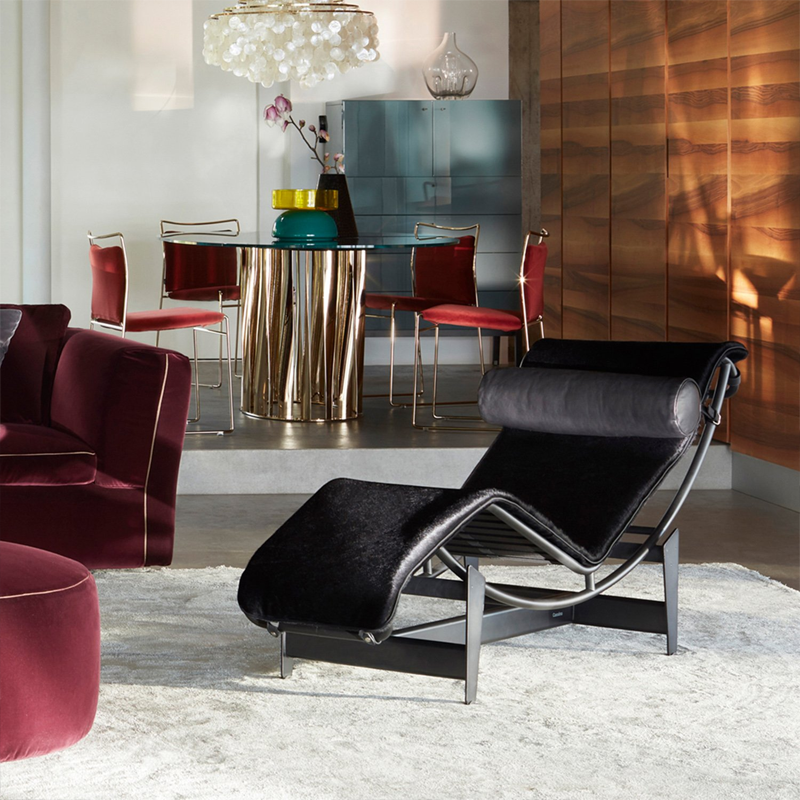Cassina Chaise Longue LC4 Peau Poil Noir Structure Mat Inclinable Repos Corbusier Perriand Icônes Angers Nantes Paris Bordeaux Rennes Nice 5