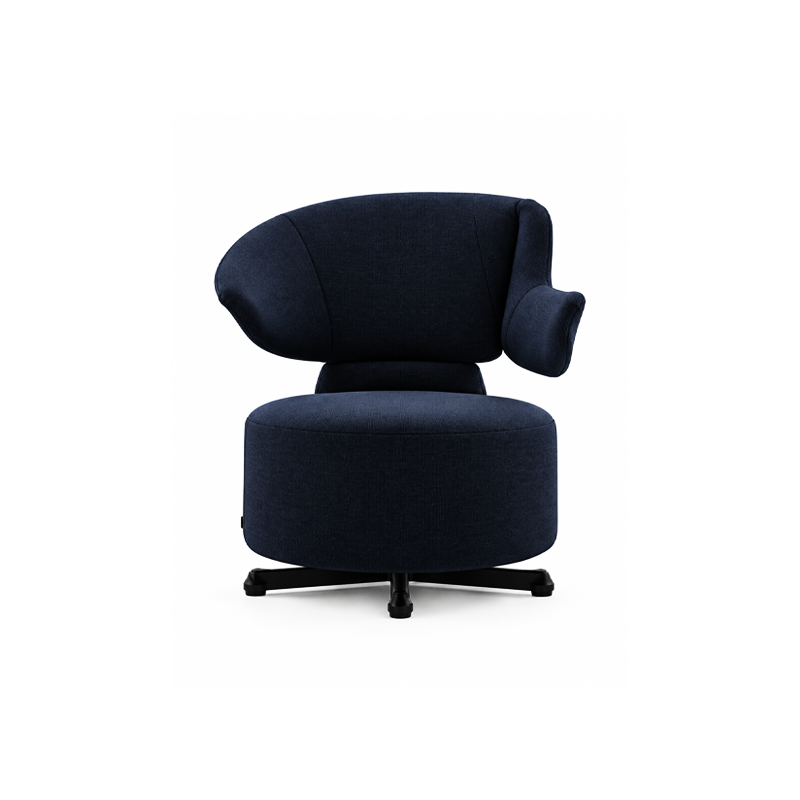 Fauteuil Canta K06 03 Cassina en tissu bleu foncé, design Toshiyuki Kita, vue de face sur fond blanc