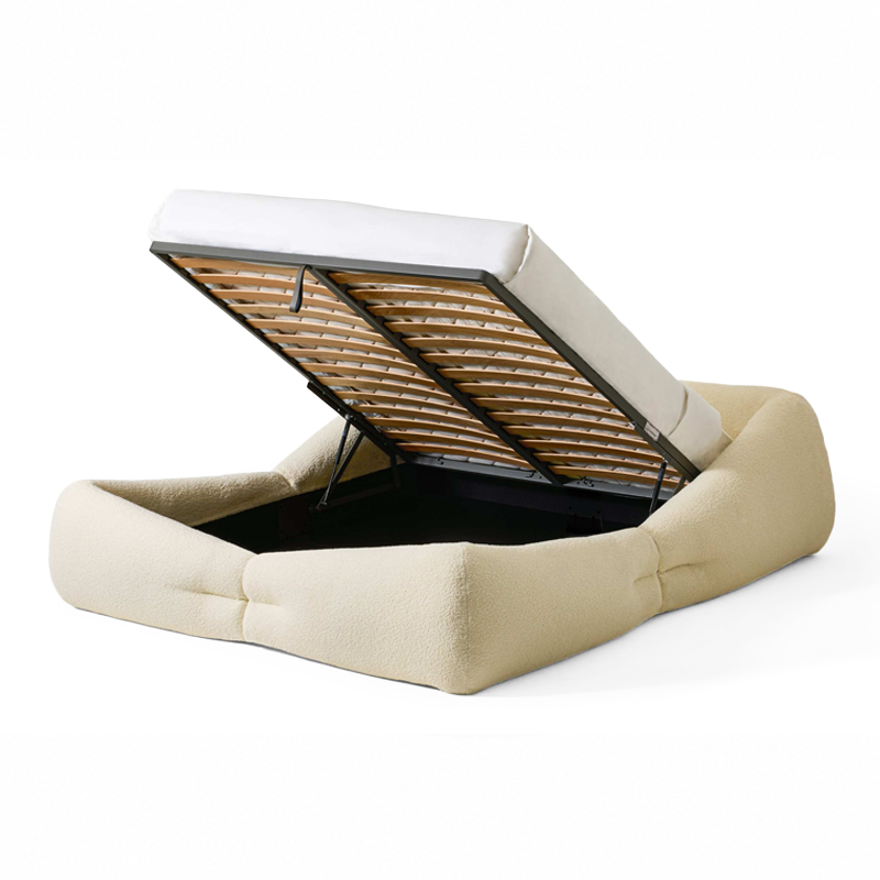 Lit Mon-Nid Cassina en tissu écru avec sommier à lattes relevé et coffre de rangement ouvert