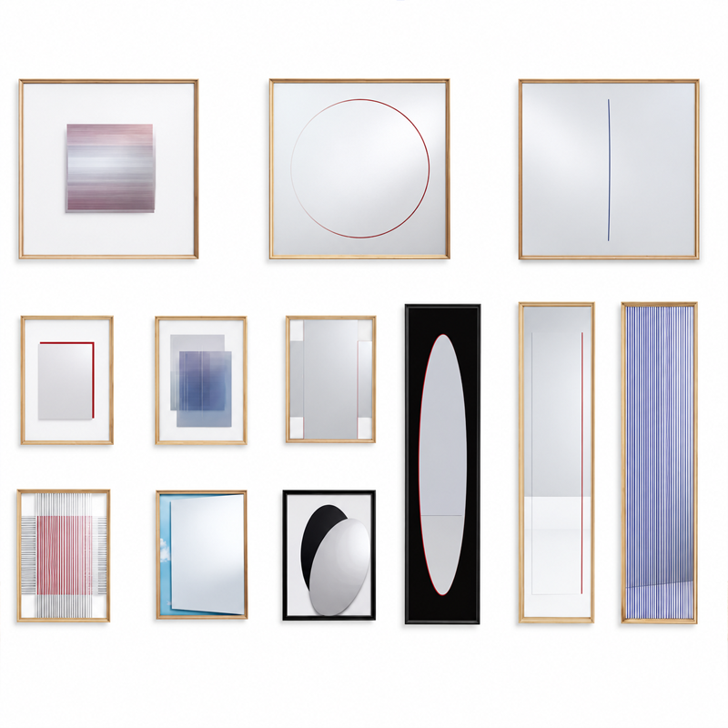 Collection de miroirs Deadline de Ron Gilad pour Cassina, présentant différents formats et motifs graphiques
