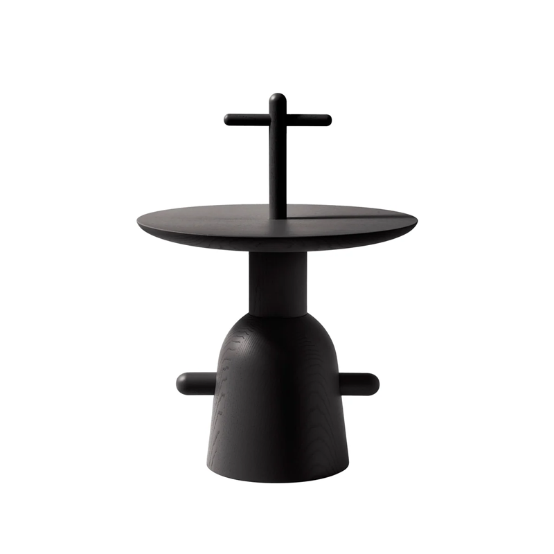 Table d'appoint Réaction Poétique 081 06 Cassina en frêne massif teinté noir, design Jaime Hayon, sur fond blanc