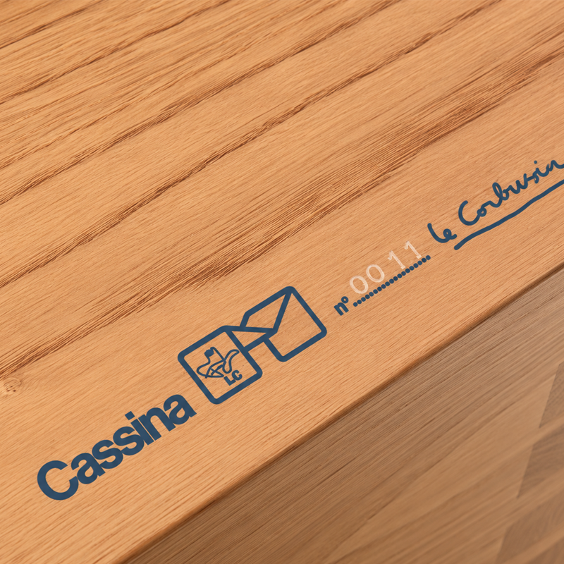 Cassina Tabouret lc14 Le Corbusier Bois Naturel Icônes Angers Nantes Paris Bordeaux rennes Tours sarzeau