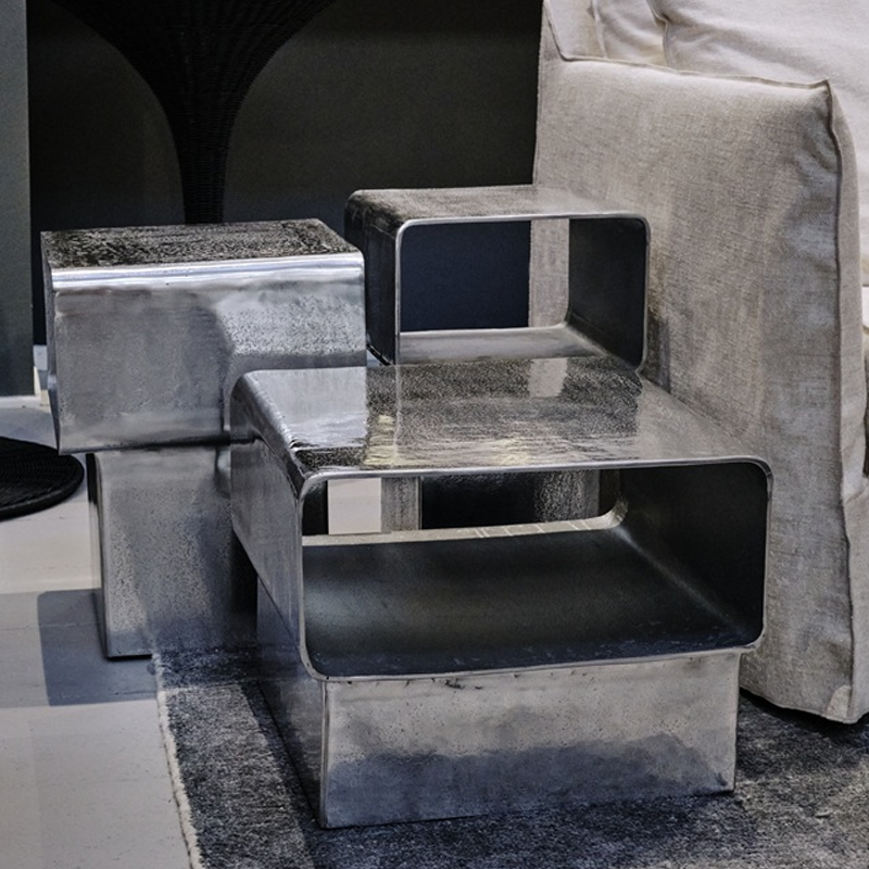 Gervasoni Kira 44 Table Gueridon Argent Metal Cube Laiton  Marta  GIARDINI Icônes Angers Nantes Paris Bordeaux Rennes Laval Niort 4
